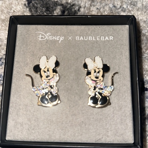 Disney x Baublebar Minnie Mouse Stud Earrings Gold Tone Crystal Accents Gift - Picture 3 of 4